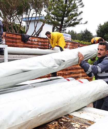 Büyükşehir’den sera naylonu desteği
