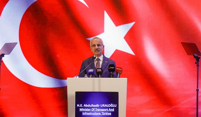 Bakan Uraloğlu: 2025 sonunda 250 milyon hava yolu yolcusu öngörüyoruz