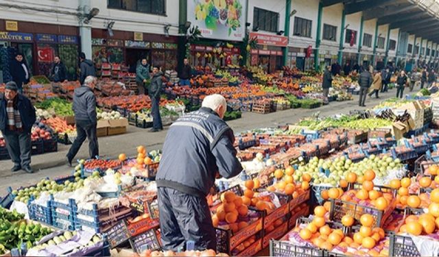 Antalya Hali’nde kriz gecesi: Üretici üçte kapıda, müşteri yok