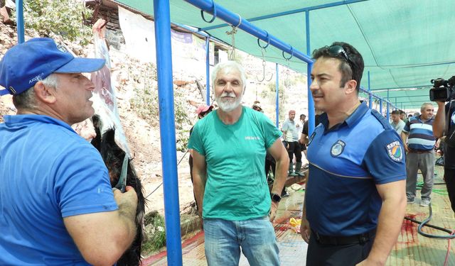 Kepez Belediyesi ihbarlar ve müdahalelerle  bayramı bayram etti