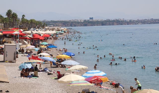 Dışarısı 43 deniz 31 derece, serinle serinleyebilirsen!