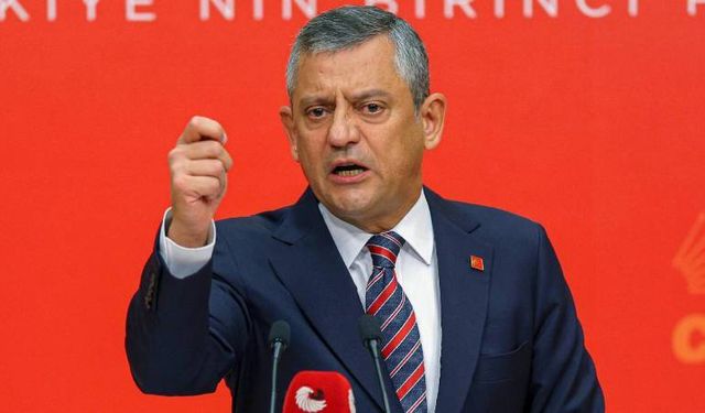 CHP, kayyum atanan Gürsel Tekin'i ihraç etti