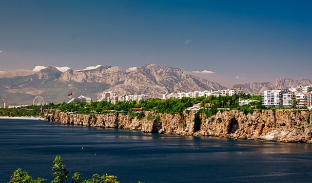 Antalya'da kent hakkı ihlali sistematikleşti