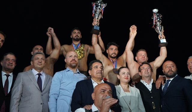 Elmalı'da Başpehlivan Enes Doğan