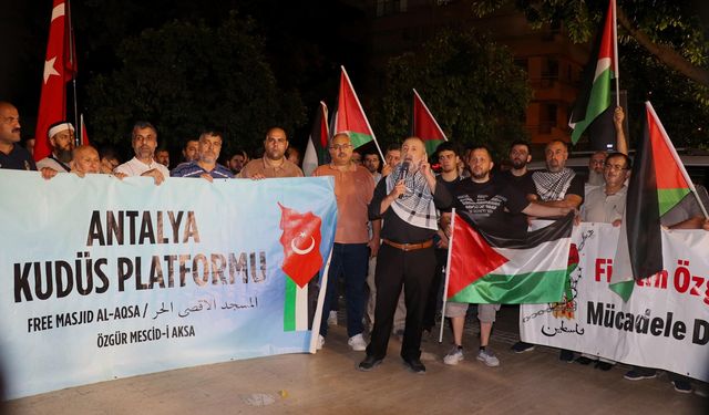 Antalya'da Küresel Sumud Filosu'na destek