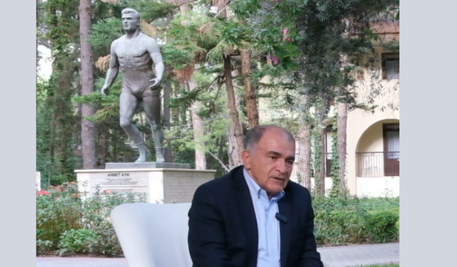 “Ahmet Ayık’ın hayatı belgesel olacak”