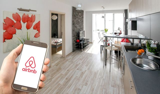 Danıştay’dan Airbnb kararı: Evini kiraya veren ticari vergi verecek mi?