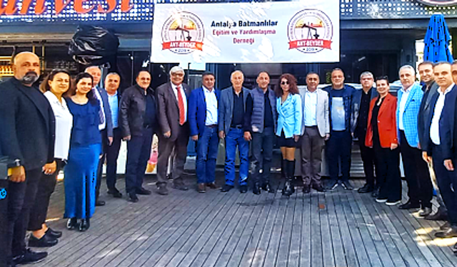 Antalya’daki Batmanlılar kahvaltıda buluştu