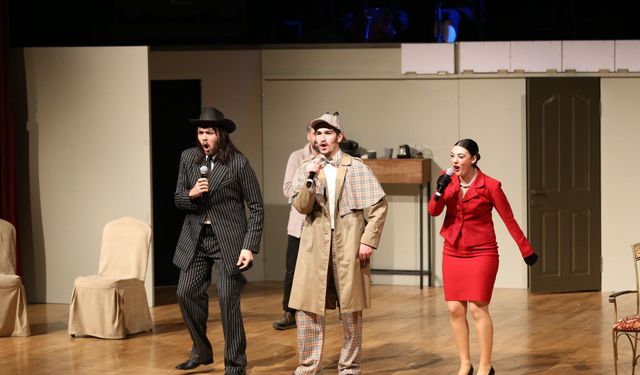 Kepez Kent Tiyatrosu'na en iyi komedi oyunu ödülü