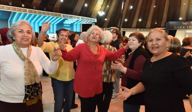 Tazelenme Üniversitesi öğrencileri doyasıya eğlendi
