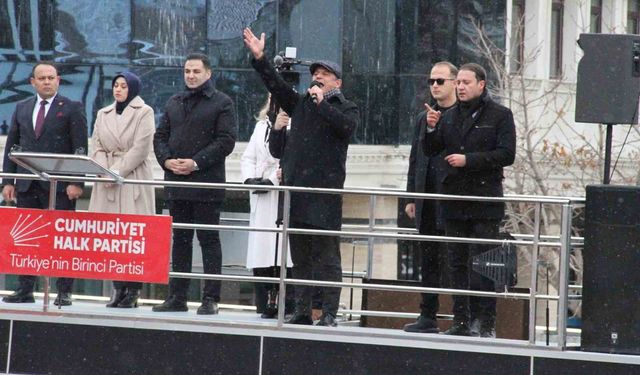 Özgür Özel’den Venezuela tepkisi: Erdoğan Trump’ın darbesine sessiz kaldı