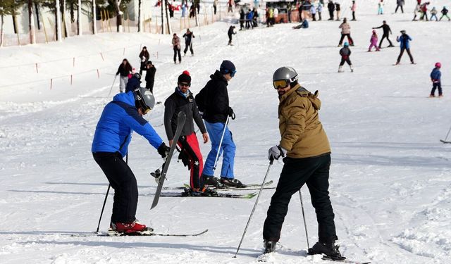 Davraz Kayak Merkezi’nde sömestir yoğunluğu