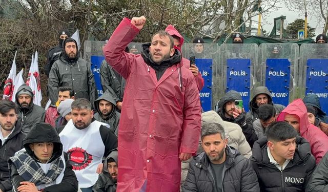 Tekel bayilerinden grevdeki Migros işçileriyle dayanışma: Efes satmıyoruz!