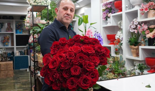 Sevgililer Günü enflasyonu çiçeği vurdu: Tek dal gül 200 TL’den başlıyor