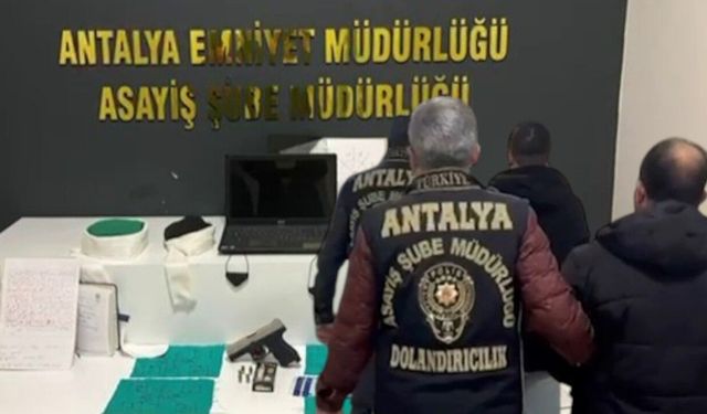 Cübbe, sarık, muska… Sonunda polis bozdu büyüyü