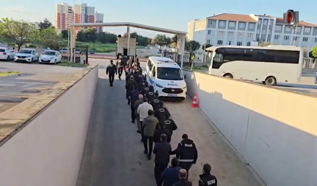 Demre’de 52 milyonluk zimmet iddiası: 18 tutuklu