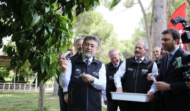 Bakan Yumaklı’dan Antalya’da biyolojik mücadele vurgusu