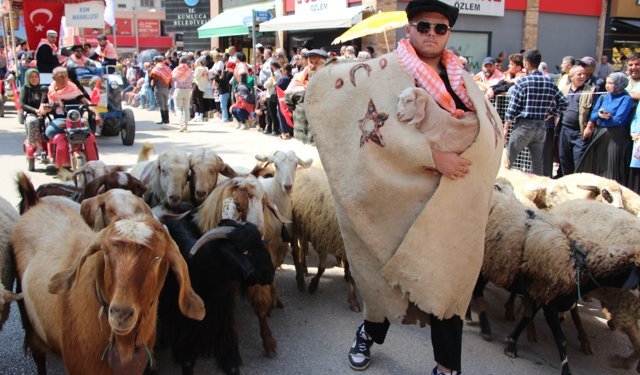 Yörük göçüyle kültür canlandı