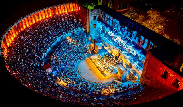Aspendos’ta Hollywood müzikleriyle sezon finali