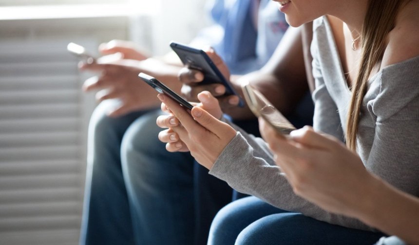 Yüz binlerce telefon kapanabilir! BTK’dan çift IMEI hamlesi