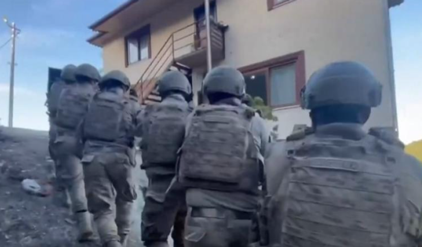 Antalya'da 'Ayazlar' suç örgütü çökertildi