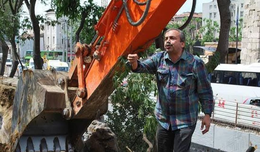 Sırrı Süreyya Önder hayatını kaybetti