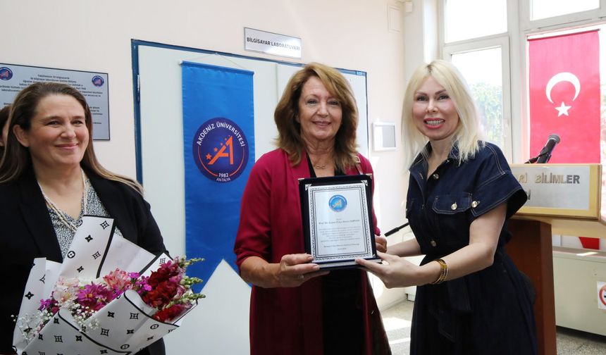 Akdeniz Üniversitesi'nde nesilden nesile eğitim desteği