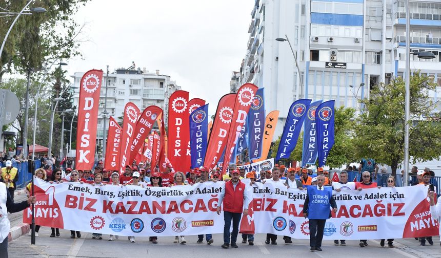 Antalya'da 1 Mayıs Emek ve Dayanışma Günü kutlanabildi