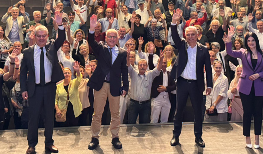 Anayasa krizi derinleşiyor: Forum Muratpaşa’da kritik uyarılar