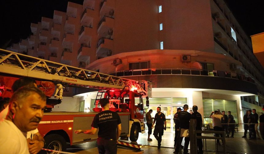 Antalya'da otelde facianın eşiğinden dönüldü