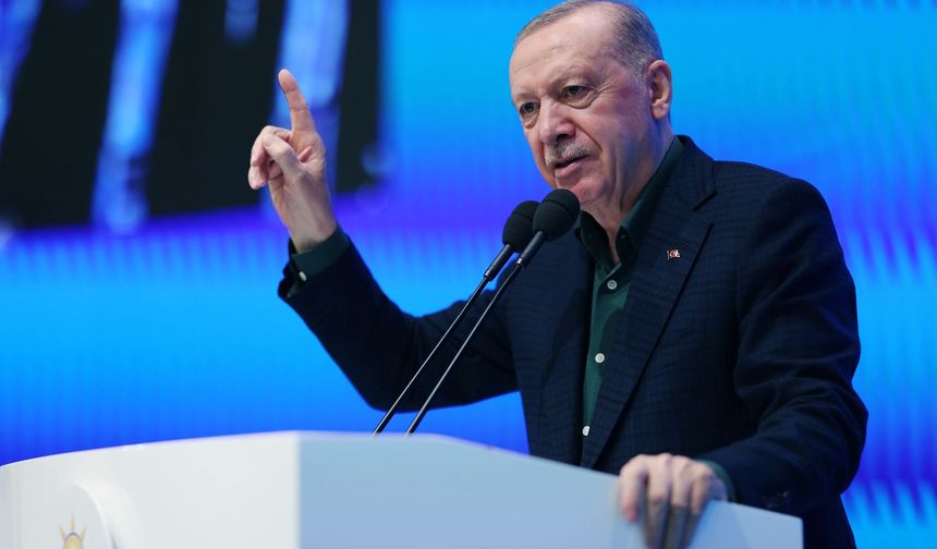 Erdoğan Türkiye siyasetinde üçlü yolculuğun başladığını ilan etti :AK Parti- MHP- DEM