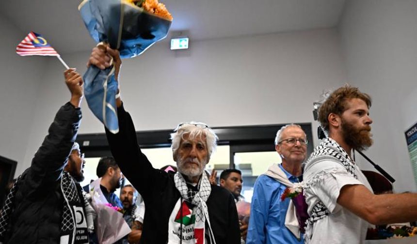 İsrail'in Sumud'da alıkoyduğu  137 aktivist İstanbul'da