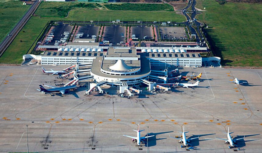 Antalya, yıl sonuna yaklaşırken havayolu trafiğinde hız kesmedi