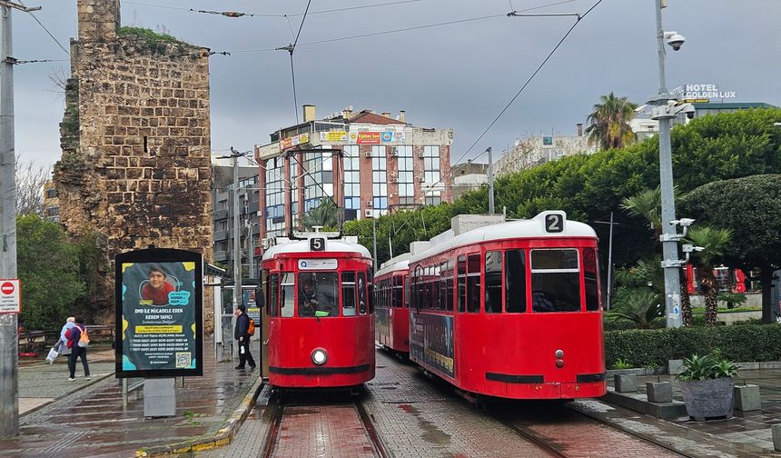 Uzman raporu uyardı: Kale Kapısı burçları çökebilir