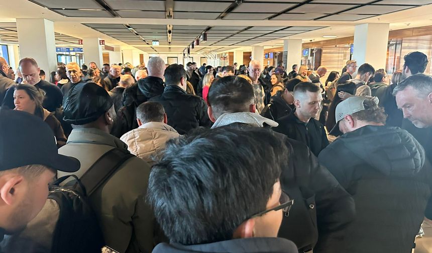 Yine ITB Berlin yine pasaport kuyruğu