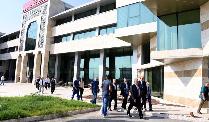 Kepez Kaymakamlığı civarında silah sesleri