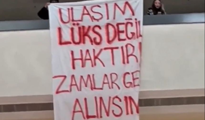 TİP'ten Büyükşehir'de ulaşım zammı eylemi