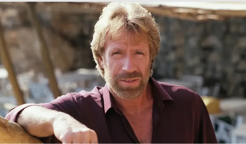 Chuck Norris hayatını kaybetti