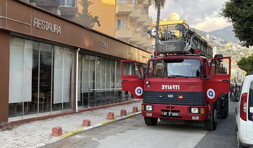 Tadilattaki otelde yangın paniği