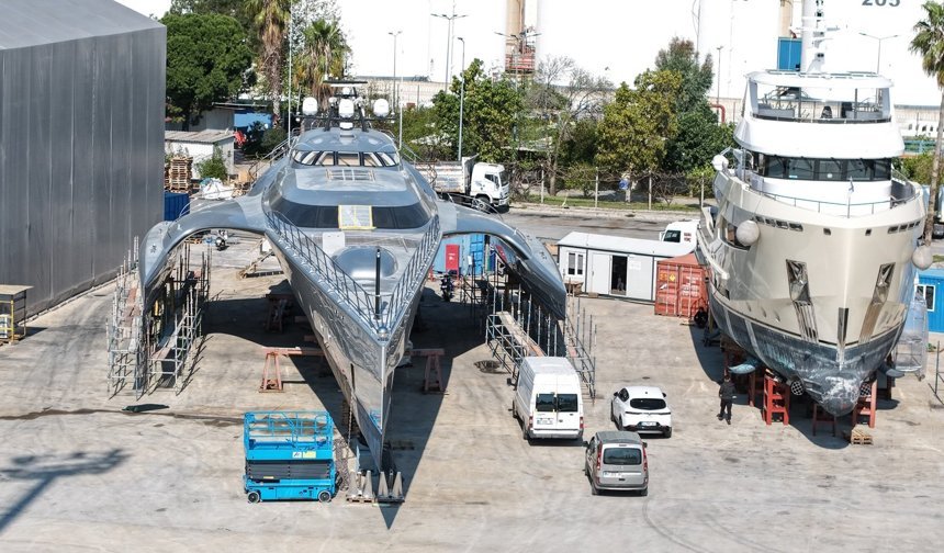 Lüksün Zirvesi Antalya’da: Uzay gemisi tasarımlı yatlar göz kamaştırdı