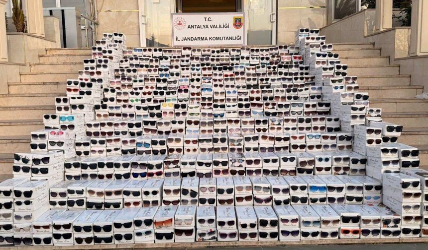 Milyonluk kaçak gözlük operasyonu