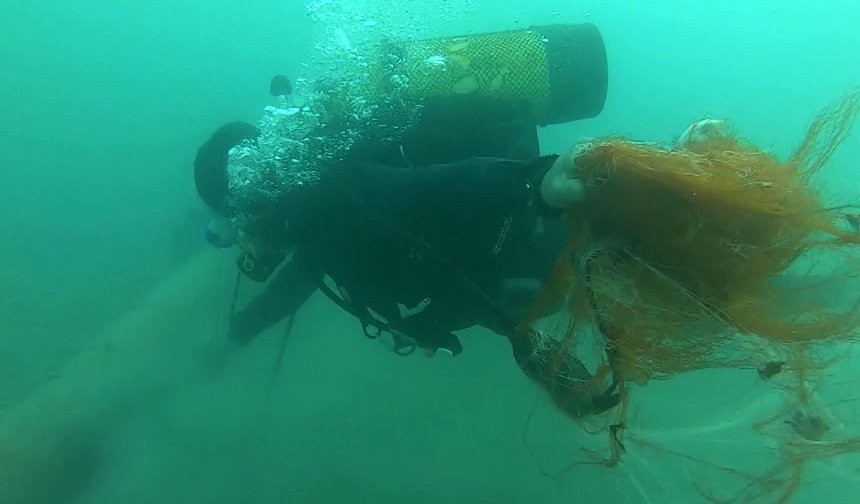 Denizlerdeki hayalet tuzaklar temizlendi