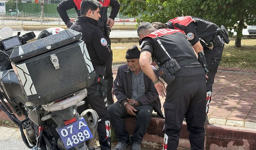 Yeğenini, arsa fiyatını artırdığı için öldürmüş