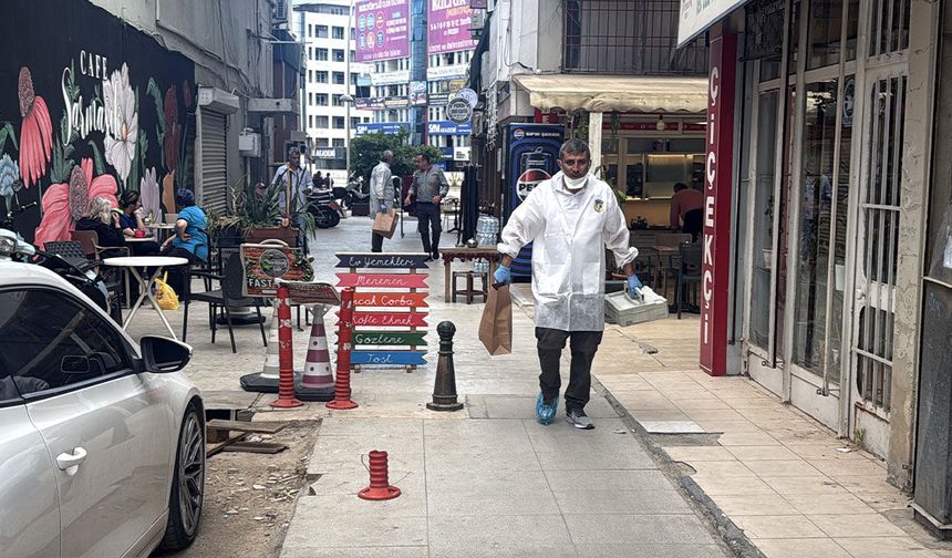 Havalimanı çalışanı, evinde ölü bulundu