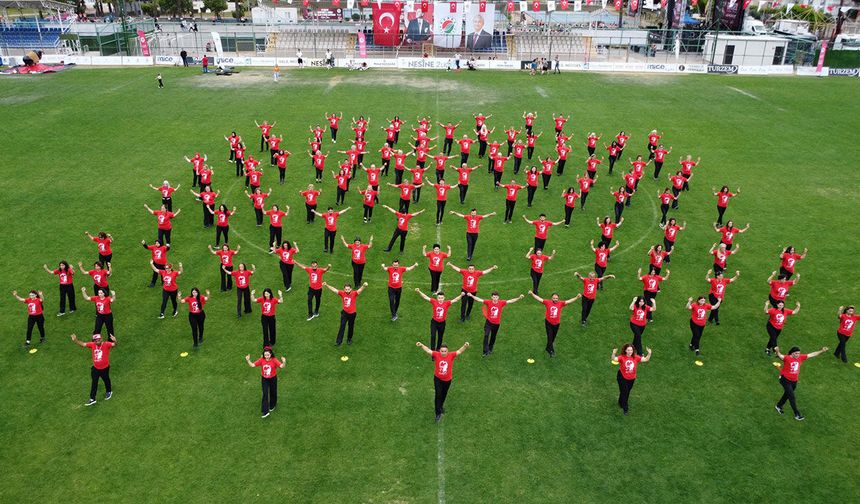 Kepez'den 19 Mayıs'a özel gösteri