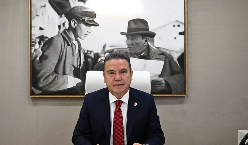 Muhittin Böcek savunmasını yaptı