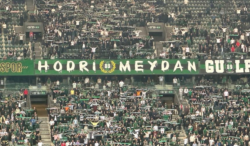 Hodri Meydan’dan Antalya’ya Dev Deplasman Çıkarması! Kocaelispor Taraftarı Kardeş Takım İçin Yollarda