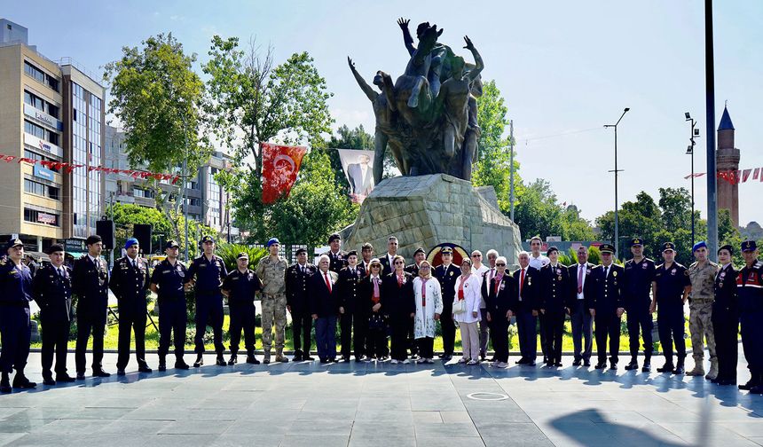 Jandarma Teşkilatı’nın 187. yılı Antalya’da törenle kutlandı